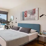 Old Olive Viii By Interhome * 沃德年