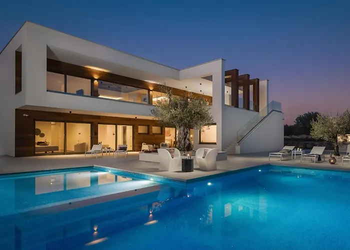 Old Olive Viii By Interhome * 보드냔