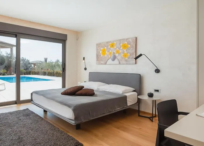 Old Olive Viii By Interhome *