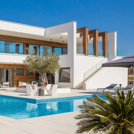 Villa Old Olive Viii By Interhome Vodnjan