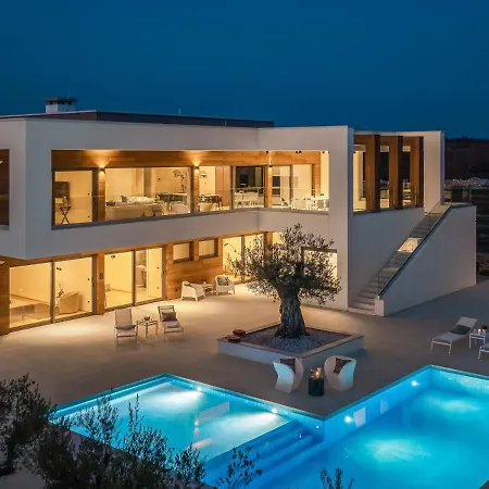 Villa Old Olive Viii By Interhome *