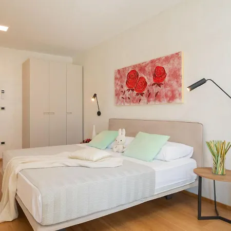 Old Olive Viii By Interhome